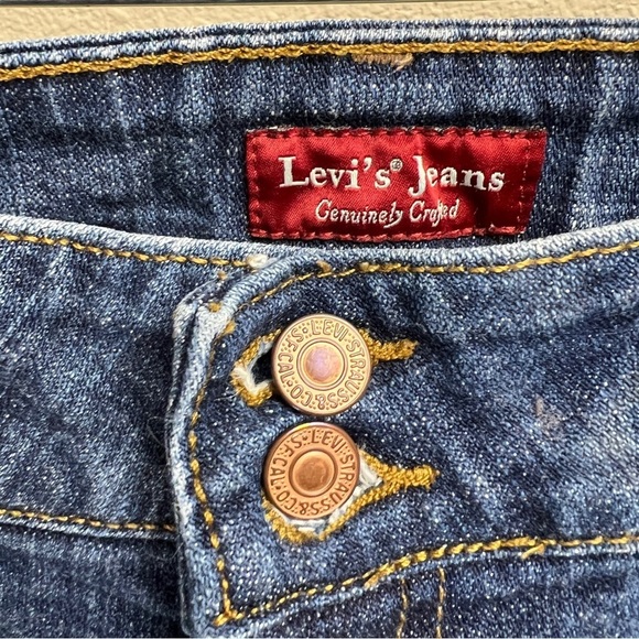LEVI’S JEANS GENUINELY CRAFTED SLENDER BOOT CUT 526 JEANS. Size 8 Medium - Picture 2 of 5